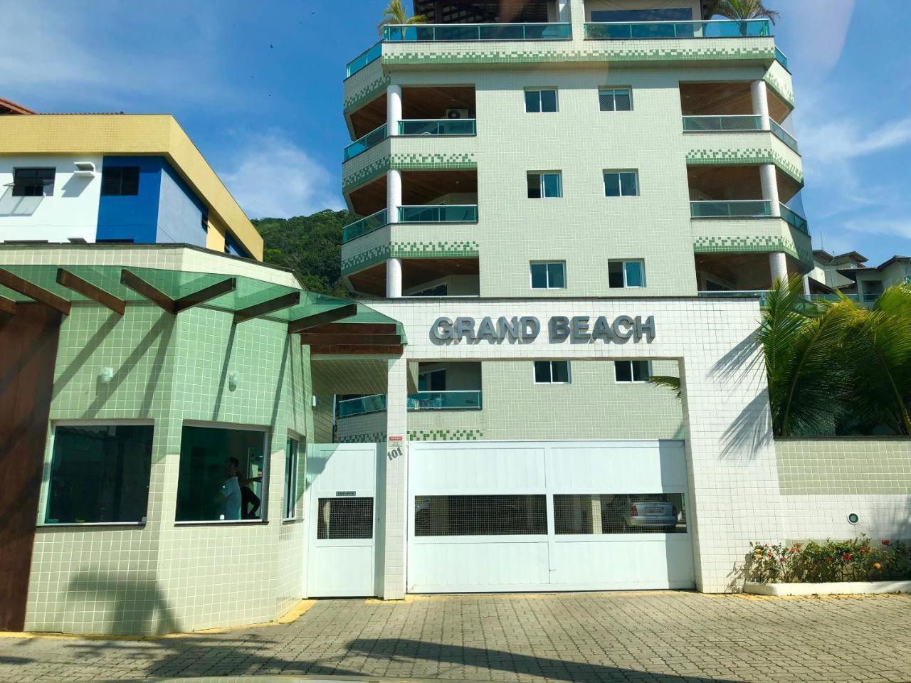 Condominio Grand Beach Ubatuba Exterior photo